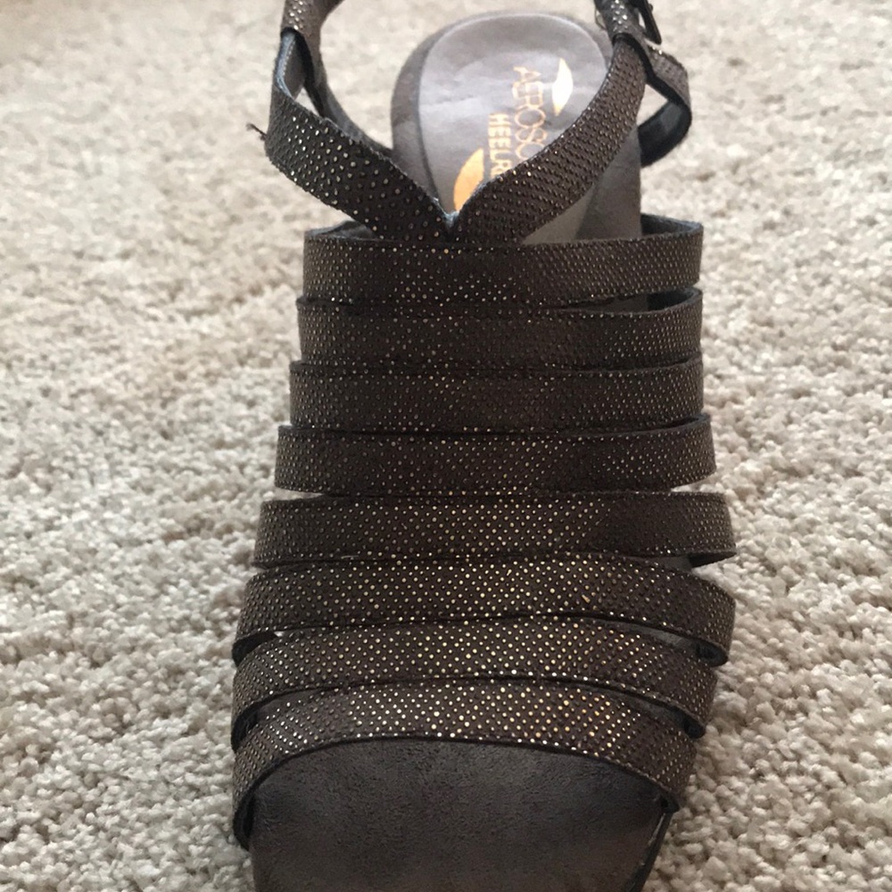 Heels - Picture 2 of 3